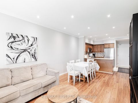 Photo 14 at 310 - 9451 Jane Street, Maple, Vaughan