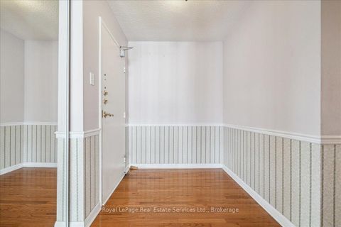 Photo 3 at 508 - 2185 Marine Drive, BR Bronte, Oakville