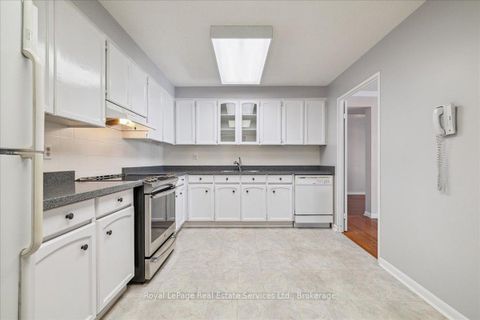 Photo 14 at 508 - 2185 Marine Drive, BR Bronte, Oakville