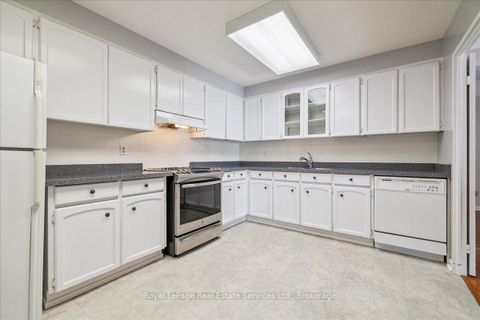 Photo 15 at 508 - 2185 Marine Drive, BR Bronte, Oakville