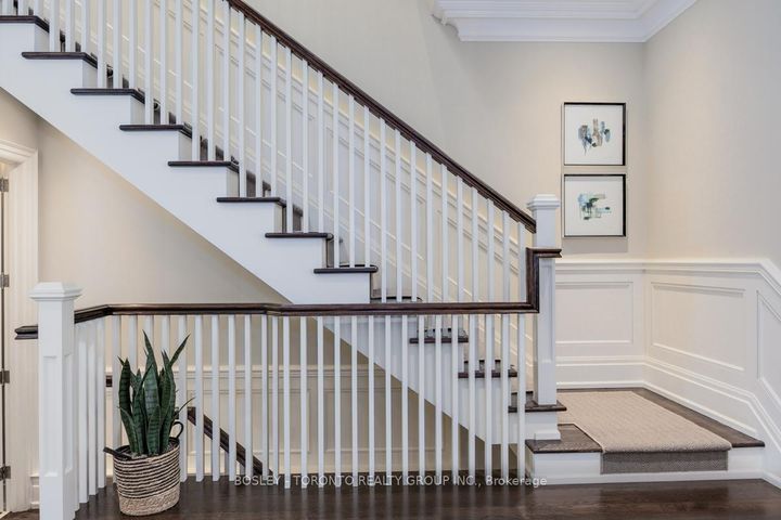Photo 5 at 39 Camberwell Road, Cedarvale, Toronto
