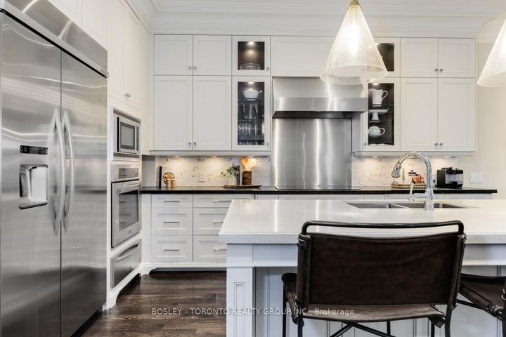 Photo 8 at 39 Camberwell Road, Cedarvale, Toronto