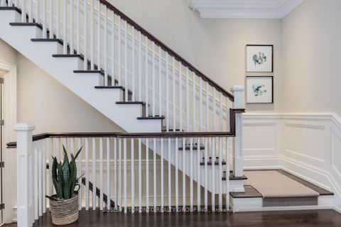 Photo 5 at 39 Camberwell Road, Cedarvale, Toronto