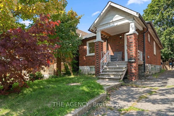 Photo 1 at 26 Gatwick Avenue, Lumsden, Toronto