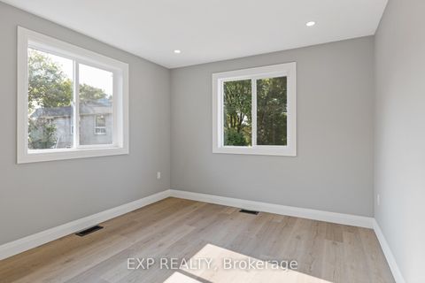 Photo 16 at 15 Eileen Avenue, Smythe, Toronto