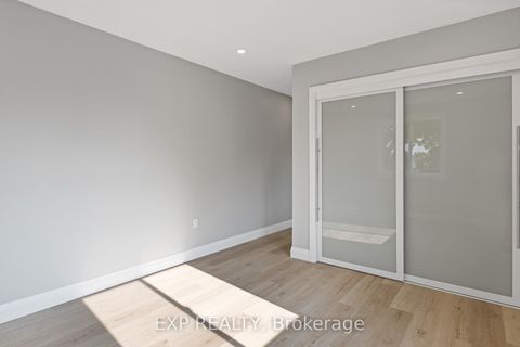 Photo 19 at 15 Eileen Avenue, Smythe, Toronto