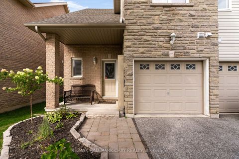 Photo 1 at 20 - 125 Huronia Road, Painswick North, Barrie Photo 1 at 20 - 125 Huronia Road, Painswick North, Barrie