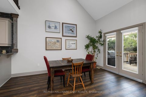 Photo 7 at 20 - 125 Huronia Road, Painswick North, Barrie Photo 7 at 20 - 125 Huronia Road, Painswick North, Barrie