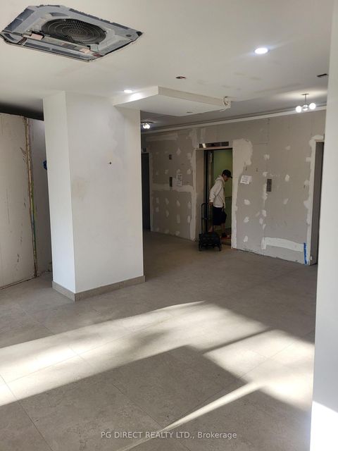 Photo 2 at 704 - 511 The West Mall, Etobicoke West Mall, Toronto Photo 2 at 704 - 511 The West Mall, Etobicoke West Mall, Toronto