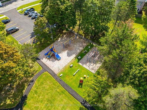 Photo 30 at 129 POPLAR Crescent, Aurora Highlands, Aurora