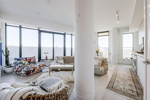 Photo 19 at 413 - 160 Kingsway Crescent, Kingsway South, Toronto