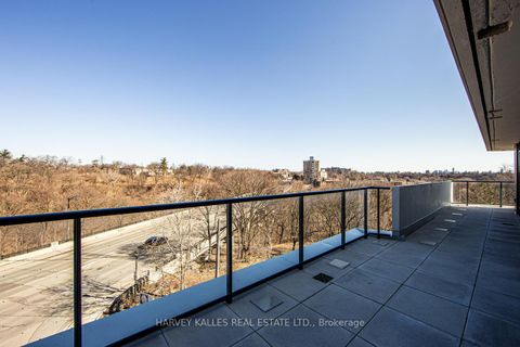 Photo 20 at 413 - 160 Kingsway Crescent, Kingsway South, Toronto