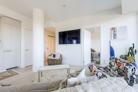 Photo 30 at 413 - 160 Kingsway Crescent, Kingsway South, Toronto