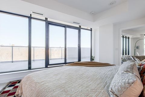 Photo 35 at 413 - 160 Kingsway Crescent, Kingsway South, Toronto