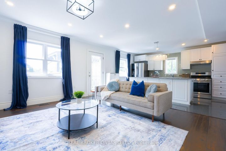 Photo 5 at 54 Tower Drive, Maryvale, Toronto