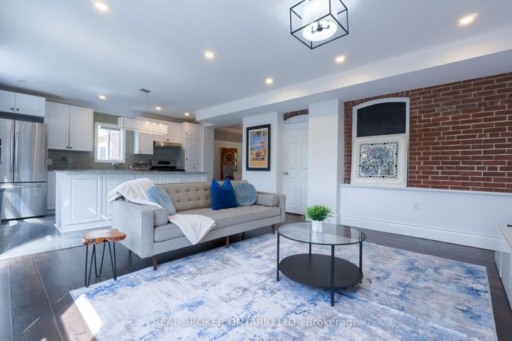 Photo 6 at 54 Tower Drive, Maryvale, Toronto