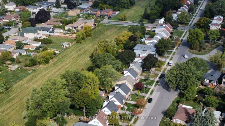 Photo 32 at 54 Tower Drive, Maryvale, Toronto