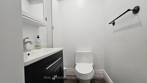 Photo 14 at 54 Tower Drive, Maryvale, Toronto