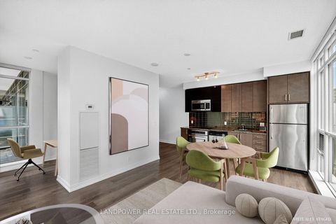 Photo 2 at 403 - 89 Dunfield Avenue, Mount Pleasant West, Toronto