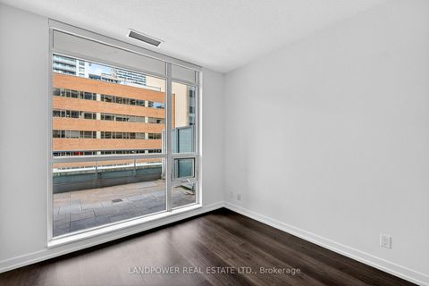 Photo 10 at 403 - 89 Dunfield Avenue, Mount Pleasant West, Toronto
