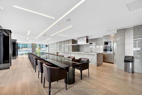 Photo 23 at 403 - 89 Dunfield Avenue, Mount Pleasant West, Toronto