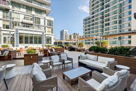 Photo 25 at 403 - 89 Dunfield Avenue, Mount Pleasant West, Toronto
