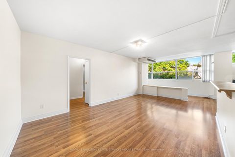 Photo 2 at 202 - 60 Montclair Avenue, Forest Hill South, Toronto