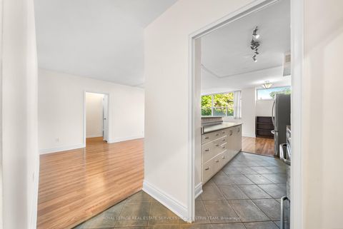 Photo 3 at 202 - 60 Montclair Avenue, Forest Hill South, Toronto