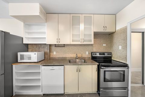 Photo 7 at 202 - 60 Montclair Avenue, Forest Hill South, Toronto