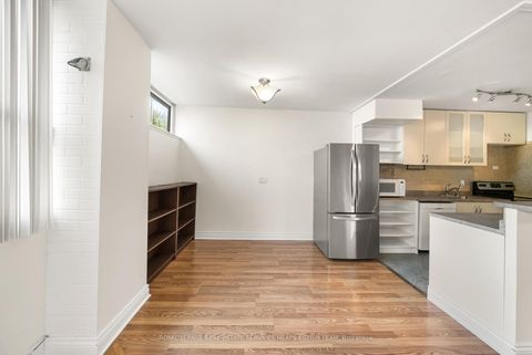 Photo 9 at 202 - 60 Montclair Avenue, Forest Hill South, Toronto Photo 9 at 202 - 60 Montclair Avenue, Forest Hill South, Toronto