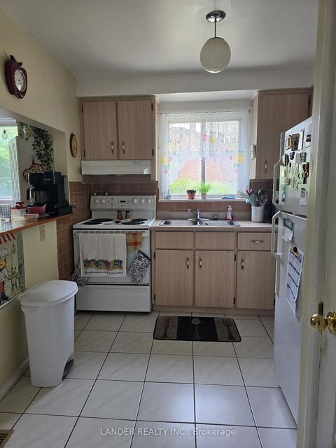 Photo 7 at 82 Minerva Avenue, Cliffcrest, Toronto