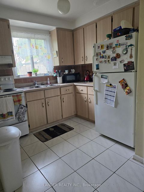 Photo 8 at 82 Minerva Avenue, Cliffcrest, Toronto