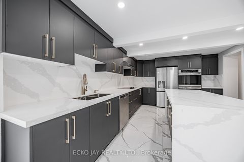 Photo 9 at 32 Hirondelle Place, Donalda, Toronto