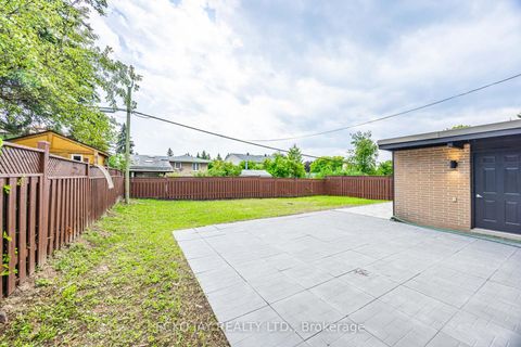 Photo 30 at 32 Hirondelle Place, Donalda, Toronto
