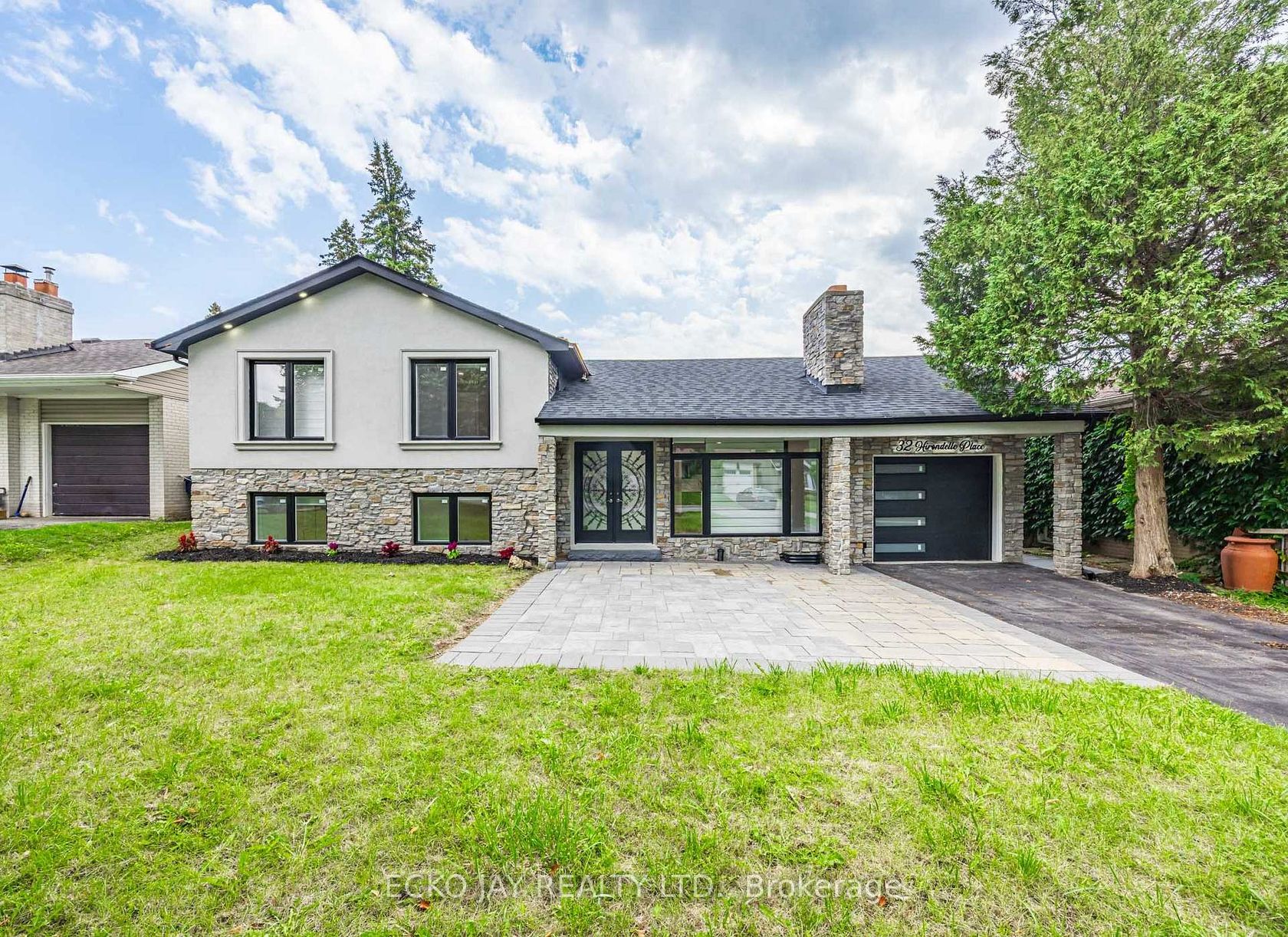 32 Hirondelle Place, Donalda, Toronto 