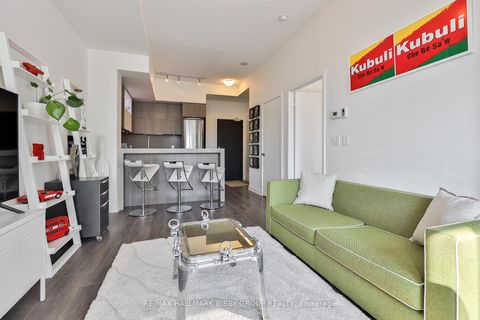 Photo 2 at 307 - 170 Sumach Street, Regent Park, Toronto