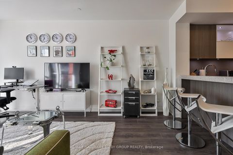 Photo 5 at 307 - 170 Sumach Street, Regent Park, Toronto