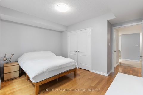 Photo 19 at 306 - 263 Wellington Street W, Waterfront Communities C1, Toronto