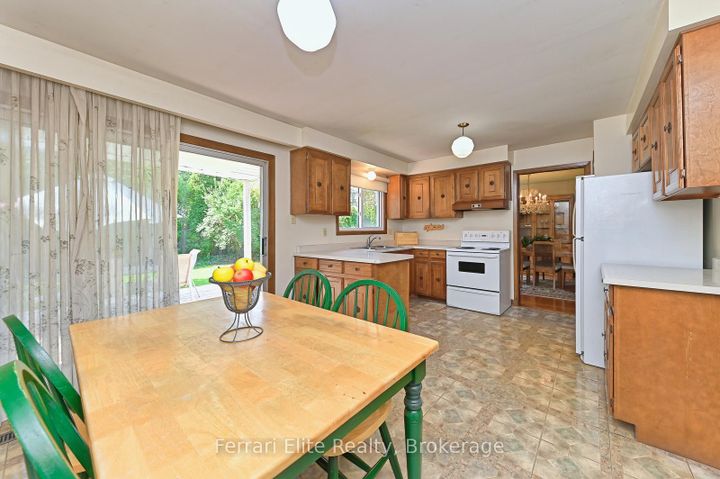 Photo 6 at 2406 Ravensthorpe Crescent, Erindale, Mississauga