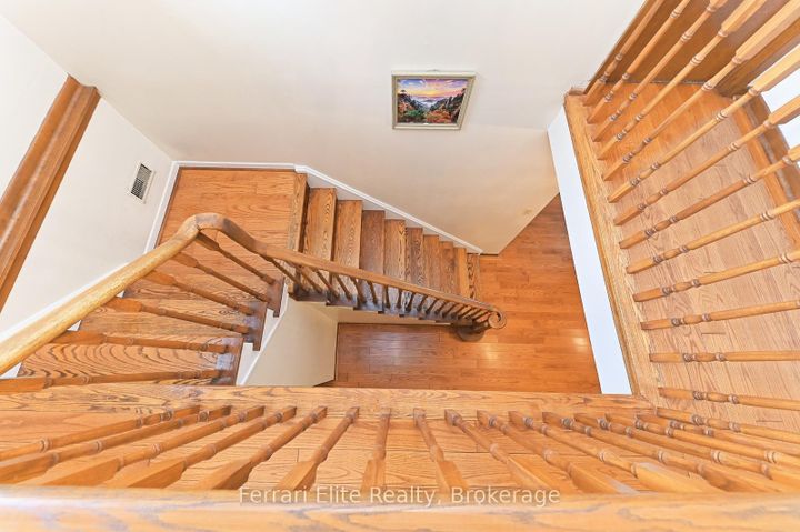 Photo 12 at 2406 Ravensthorpe Crescent, Erindale, Mississauga