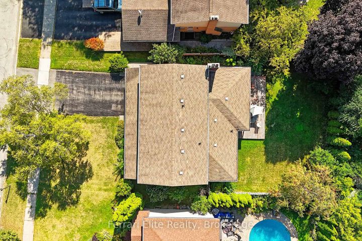 Photo 35 at 2406 Ravensthorpe Crescent, Erindale, Mississauga