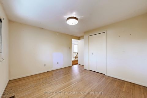 Photo 12 at 6 Tepee Court, Don Valley Village, Toronto