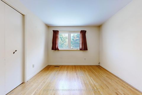 Photo 14 at 6 Tepee Court, Don Valley Village, Toronto