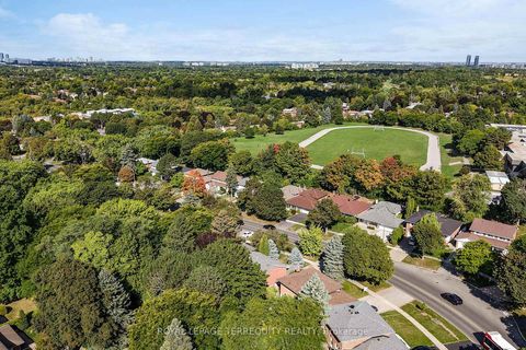 Photo 28 at 6 Tepee Court, Don Valley Village, Toronto