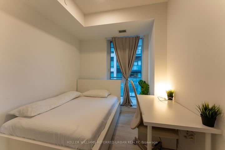 Photo 6 at 611 - 225 Sumach Street, Regent Park, Toronto
