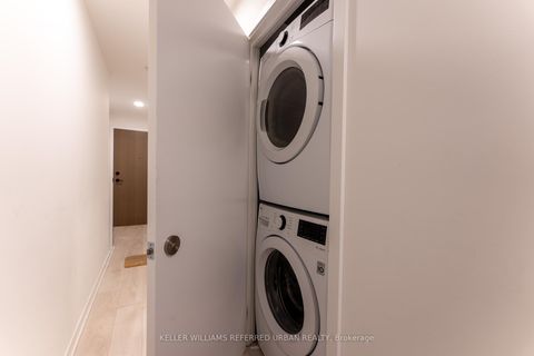 Photo 8 at 611 - 225 Sumach Street, Regent Park, Toronto