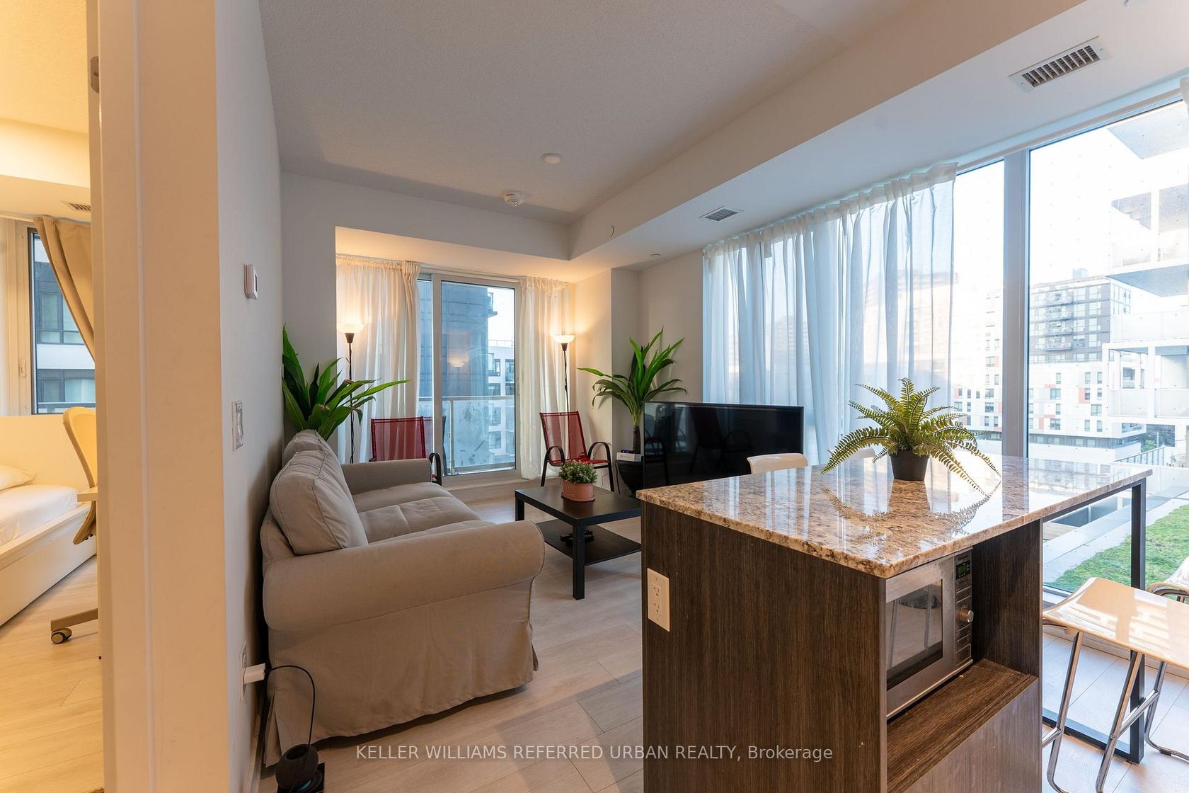 611 - 225 Sumach Street, Regent Park, Toronto 