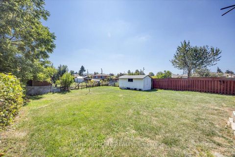 Photo 23 at 27 Villata Gardens, York University Heights, Toronto