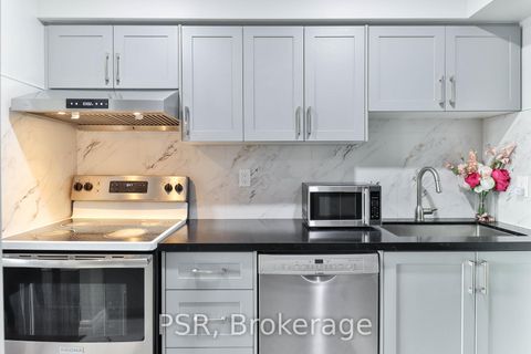 Photo 4 at 225 - 165 Cherokee Boulevard, Pleasant View, Toronto