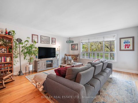 Photo 7 at 9 Love Crescent, Danforth, Toronto